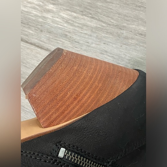 FRYE Reina Black Suede Leather Western Bootie Sz 9 - Picture 8 of 17